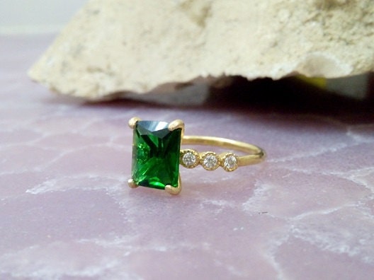 SALE Statement emerald ringrectangle ringgold ringmay | Etsy