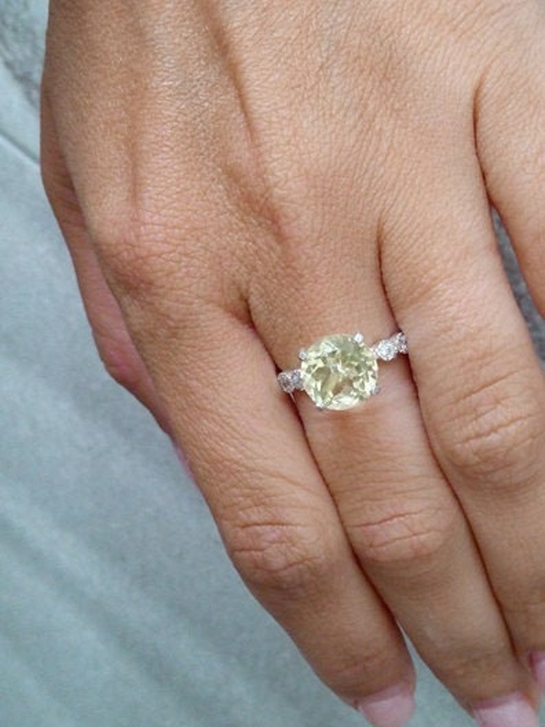 SALE! Natural lemon quartz ring,sterling silver ring,light yello SALE! Natural lemon quartz ring,sterling silver ring,light yello