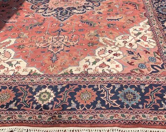 Fine Quality Handmade Handwoven Wool Indian Oriental Rug with Persian Design & Heriz Floral Pattern Wool 11' X 9'