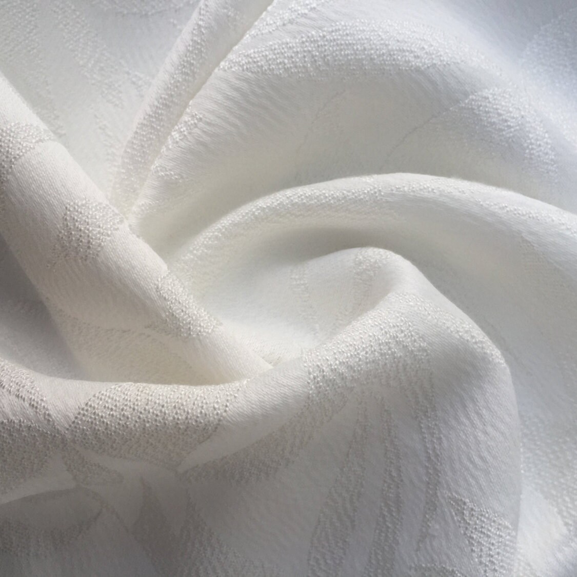 56 100 Lyocell Tencel Floral Jacquard Medium Weight White Woven Fabric By the Yard