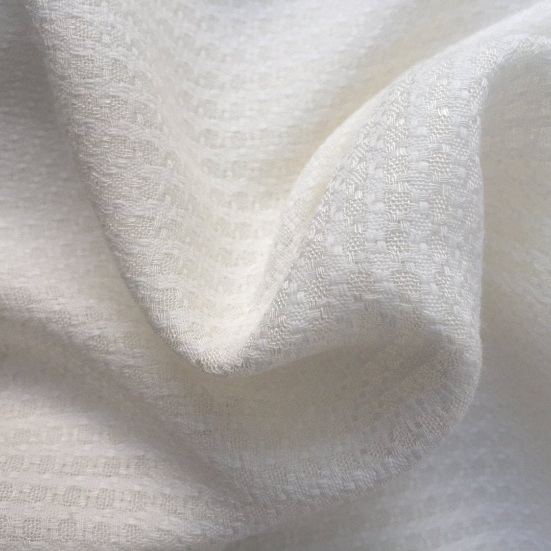 58 PFD 100 Lyocell Tencel Jacquard Checkered Design Medium Weight Off