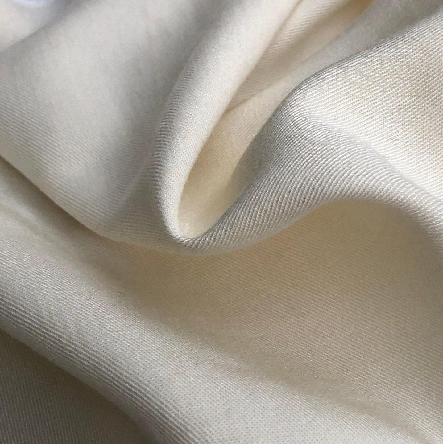 58 100% Tencel Lyocell Bemberg Enzyme Washed Silk-Hand Brown Light Woven  Fabric By the Yard