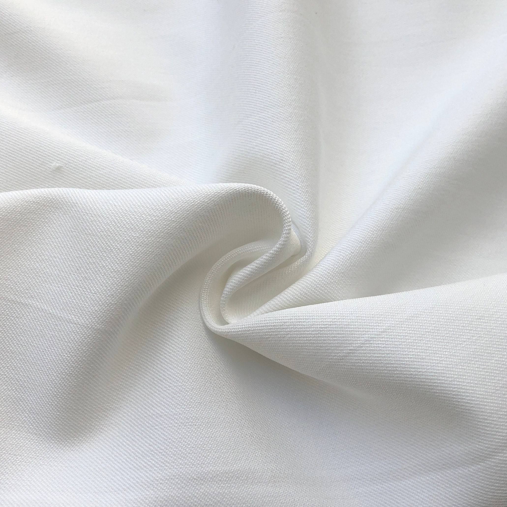 60 100 Polyester Gabardine Twill White Woven Fabric For Apron & Table