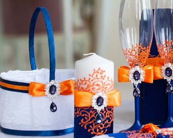 Basket flower girls Navy blue and orange weddings Flower girl basket Navy blue and orange weddings Basket flower girl Navy blue weddings