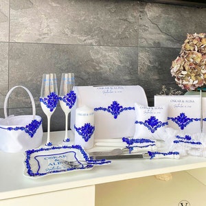 Conjunto de boda Boda blanca y azul real, Personalizado, Gafas de boda Pedrería, Libro de visitas de boda, Cesta de flores, Almohada de anillo azul