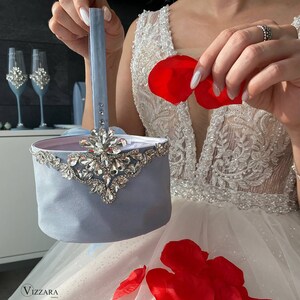 Kosz kwiatowy Dusty blue wedding, Personalizowany kosz, Kosz dla druhny na ślub w kolorze niebieskim, Prezenty dla Pary, Kosz Dusty blue wedding