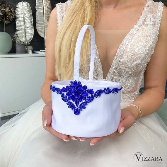 basket design for wedding dress Bridal Inspiration :: Floral Baskets