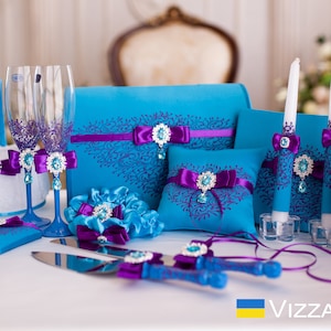 Set boda turquesa y morado, Copas de champán, Personalizado, Caja de tarjetas de boda, Cesta de flores, Libro de visitas de boda, Almohada portadora de anillos