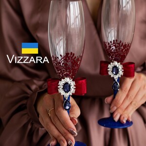 Champagne flutes weddings Set of 2 Navy blue and burgundy weddings Personalized Glasses champagne Navy blue and burgundy weddings
