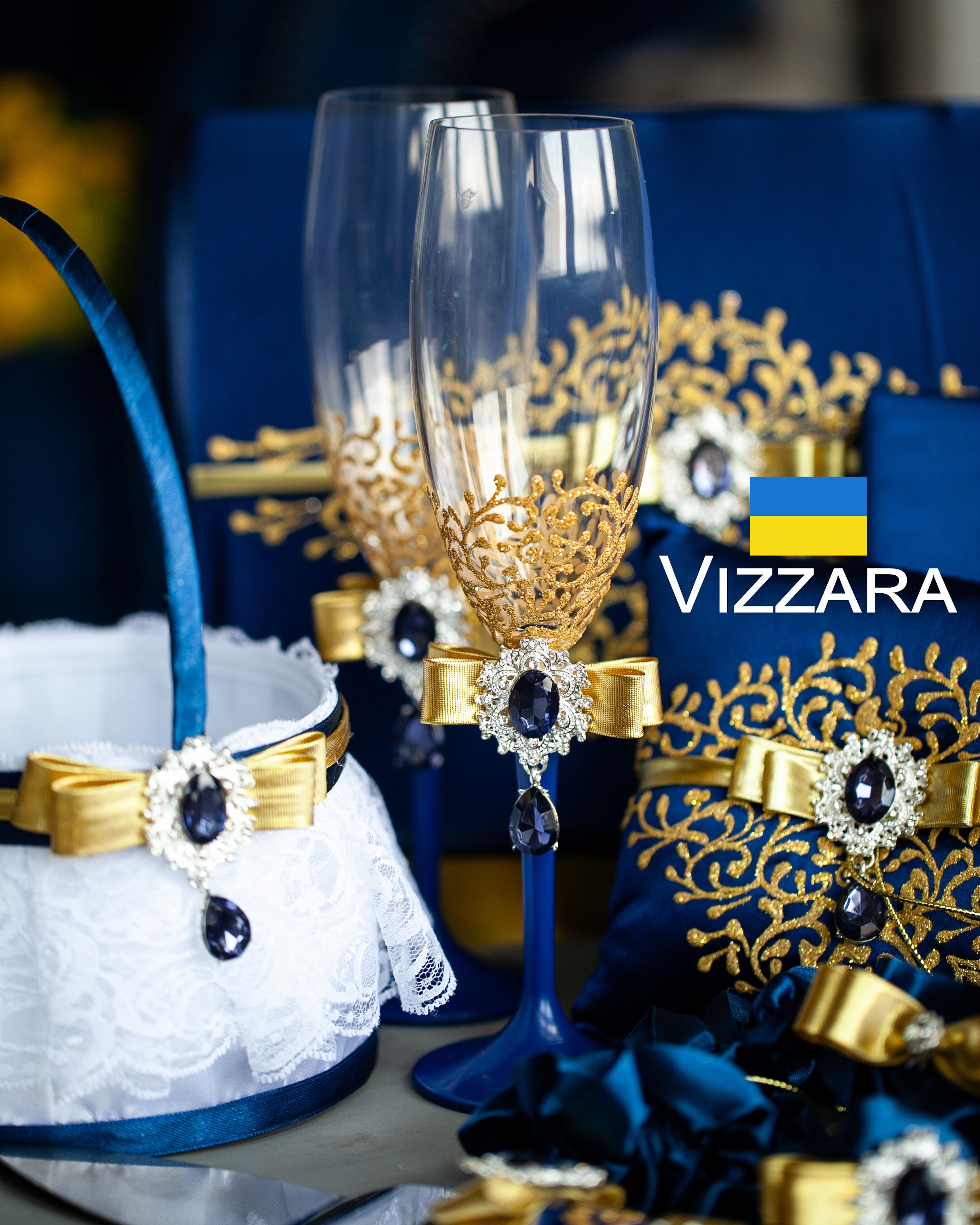 Copas de champán Juego de 2 bodas azul marino y oro, Flautas de boda Boda  azul marino y oro, Gafas personalizadas Boda azul marino - Etsy México, image size:2400x3000