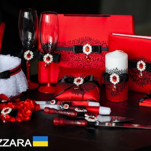 Boda roja y negra, Personalizado, Libro de visitas, Almohada portadora de anillos, Cesta de niña de flores, Copas de champán, Caja de tarjetas, Regalos para la pareja