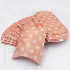 100 pezzi - Scatole a cuscino a pois, scatole a cuscino blu, scatole per matrimoni, scatole a cuscino per doccia, scatole regalo per le feste, dimensioni del cuscino 5 1/2" x 4" x 1"