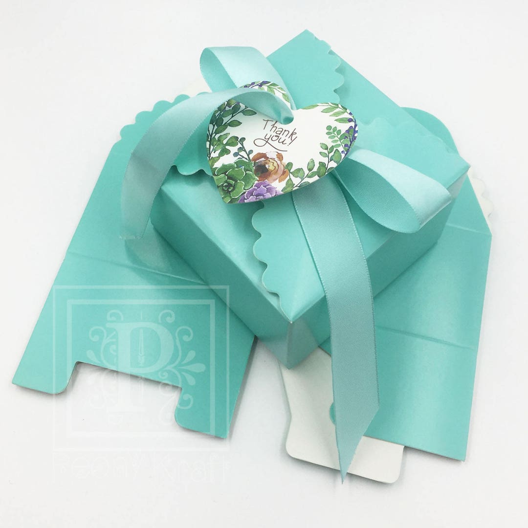 Set Of 50 Or 100 Wedding Favor Boxes With Tags And Ribbons Turquoise set-of-50-or-100-wedding-favor-boxes-with-tags-and-ribbons-turquoise