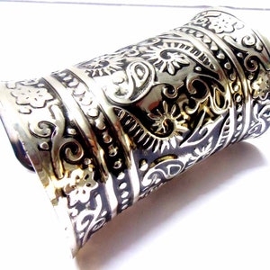 Silver Plated Oxidized Cuff Bracelet,Kuchi Cuff Bracelet,Ethnic Banjara Cuff Bracelet,Boho Cuff Bracelet,Belly dance Jewelry,Tribal Jewelry