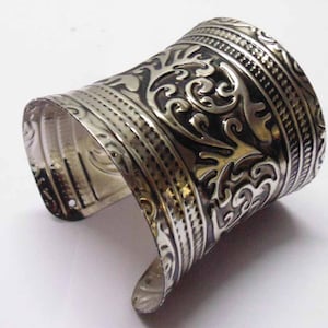 Silver Plated Oxidized Cuff Bracelet,Kuchi Cuff Bracelet,Ethnic Banjara Cuff Bracelet,Boho Cuff Bracelet,Belly dance Jewelry,Tribal Jewelry