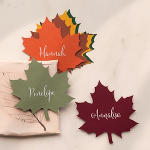 Marque-places en forme de feuille, marque-place en érable orange brûlé, marque-place pour mariage, marque-places pour mariage rustique