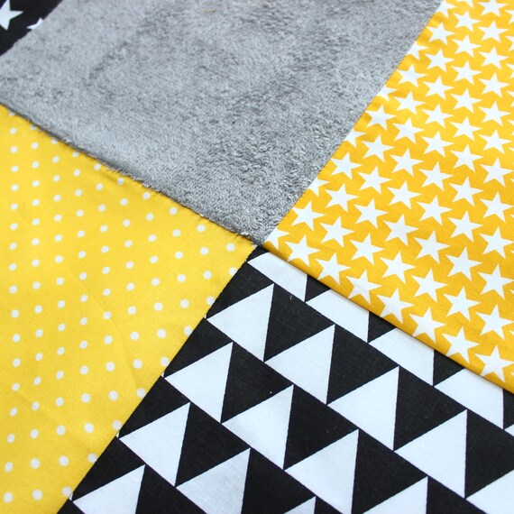 Tapis Eveil Bébé Montessori Déco Chambre Bébé Jaune Gris Chambre Scandinave Enfant