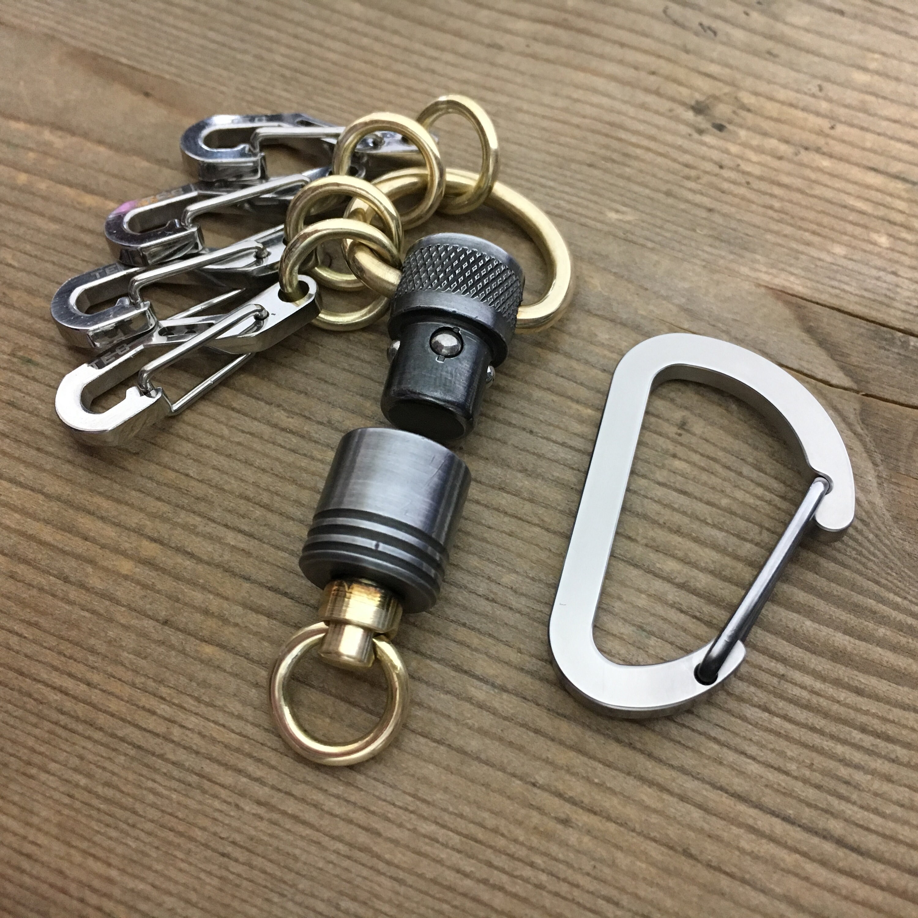 Quick detachable Swivel Connector Keyring