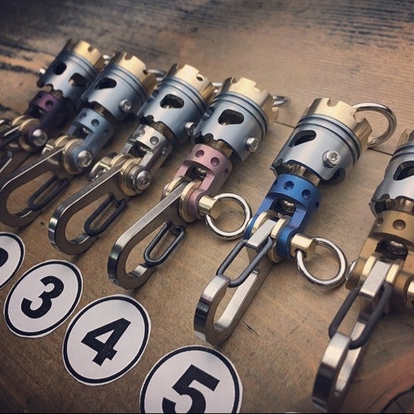 The Puto Rey and the Puta Reina/ Skull Piston, Biker Keychain