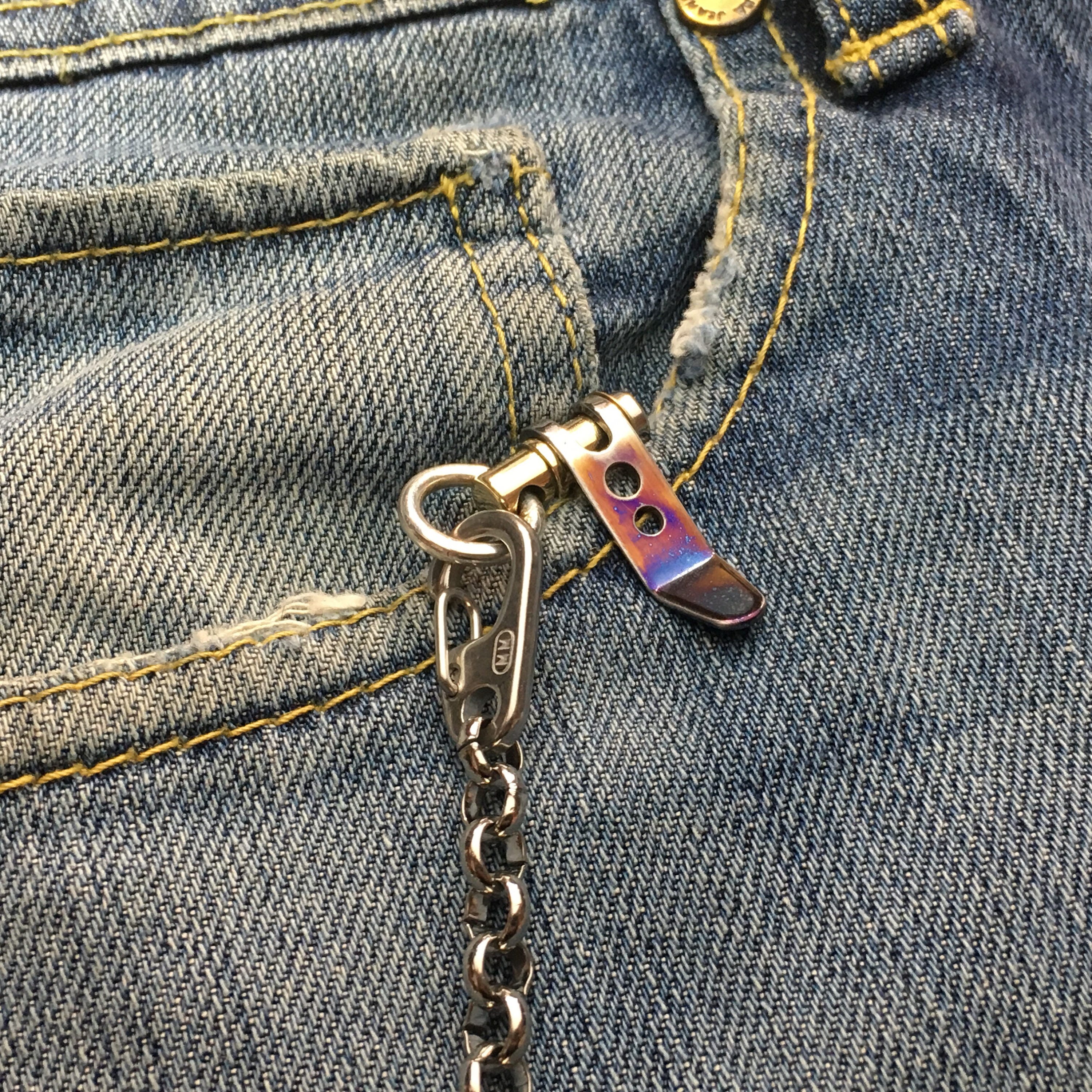 Keychain Suspension Clip