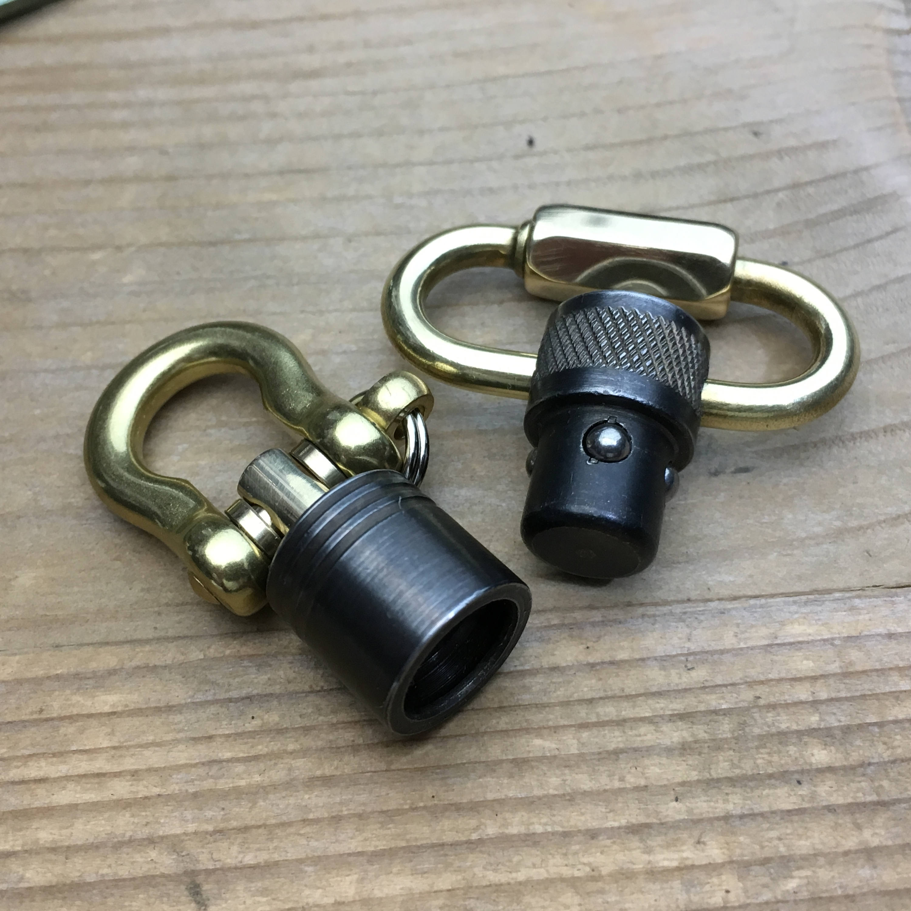 Recycled / Quick detachable Swivel Connector Keychain