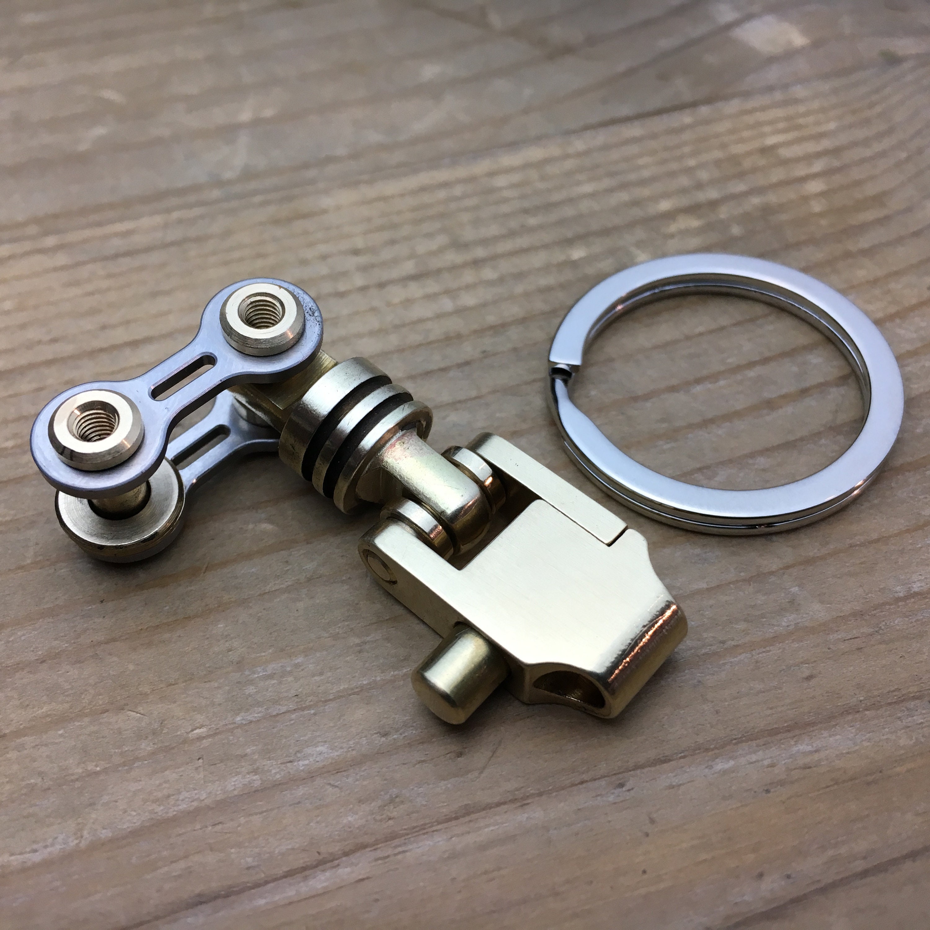 Swivel Radius / Quick release connector shotgun