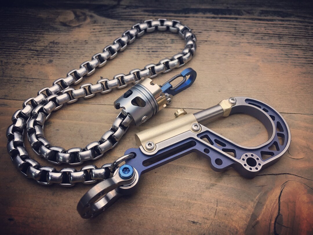 The Puto Rey Walletchain / Boltcarabiner VII With the Gorda Chain and