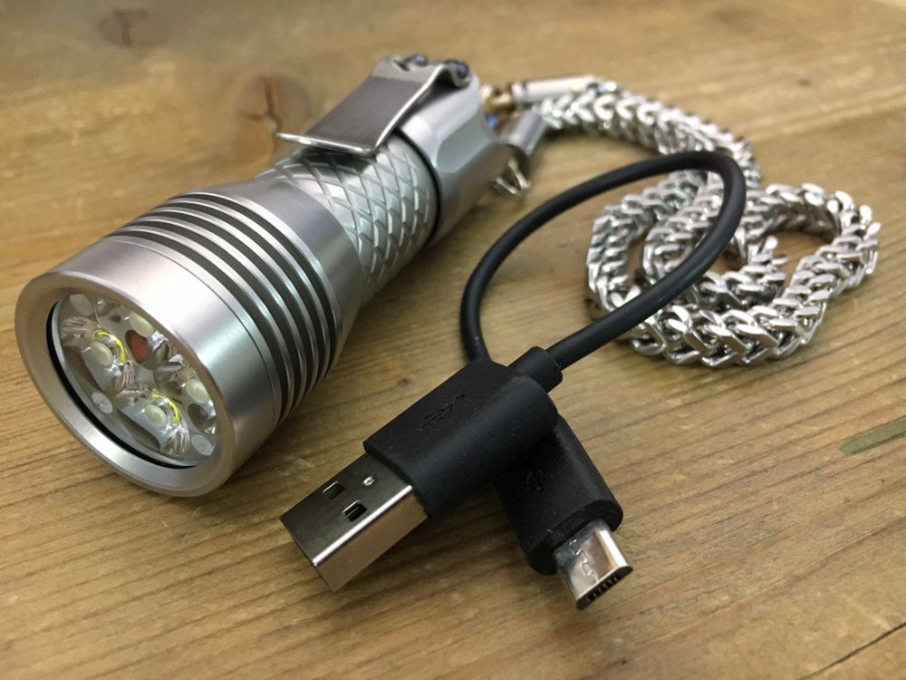 EDC Flashlight / Rechargeable Micro USB