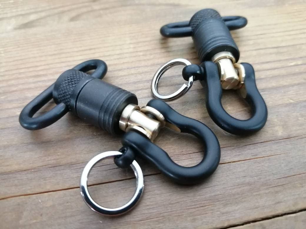 Quick detachable Swivel Connector Keychain