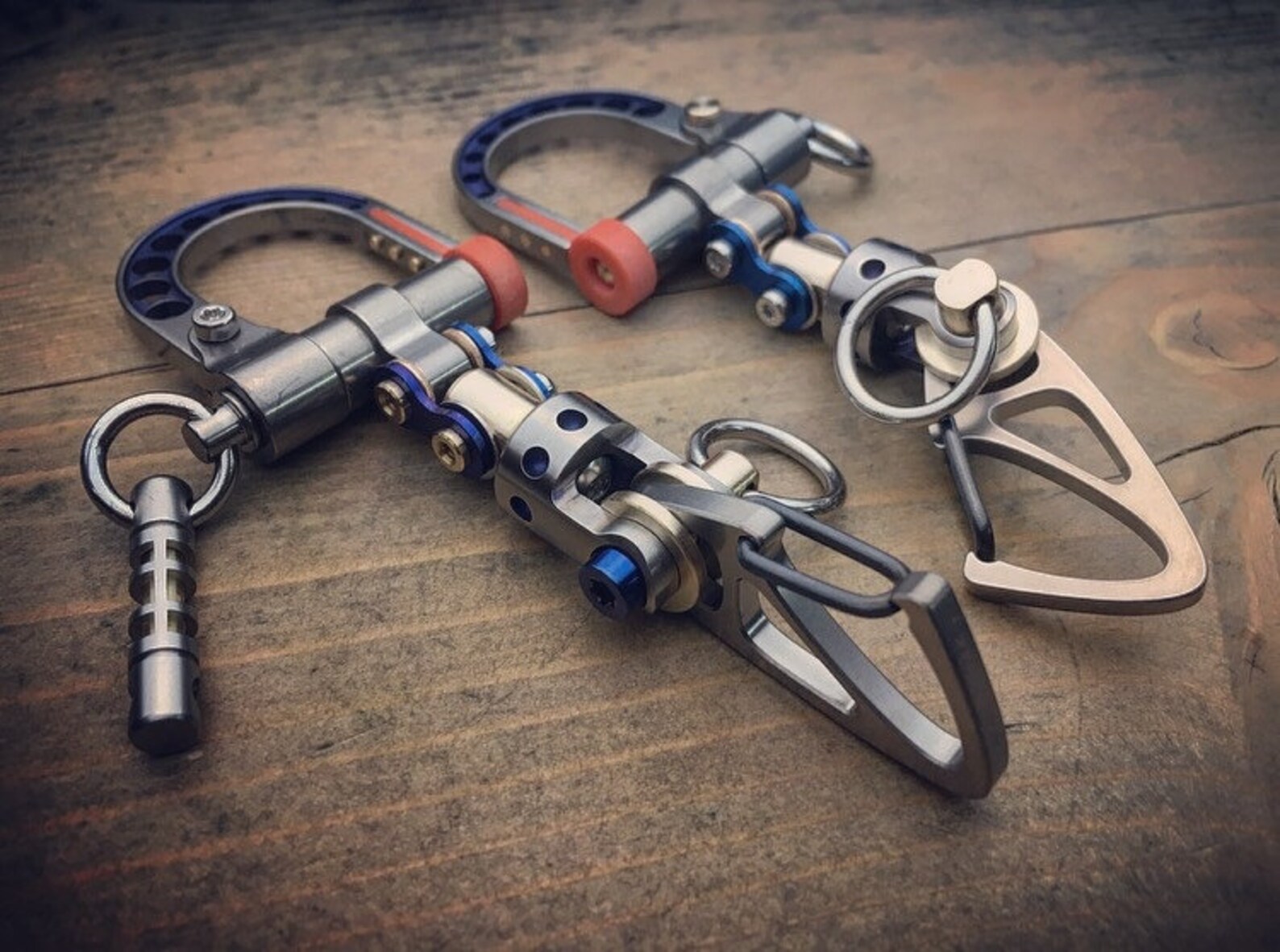 The Guide TOP / Titanium Edc Keychain Bicarabiner With Etsy