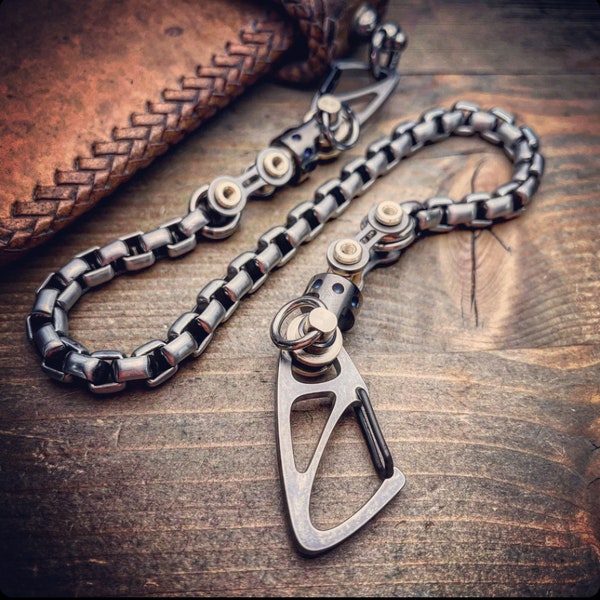 The Crane Operator-V2 / Titanium Walletchain - Bi-Swivel