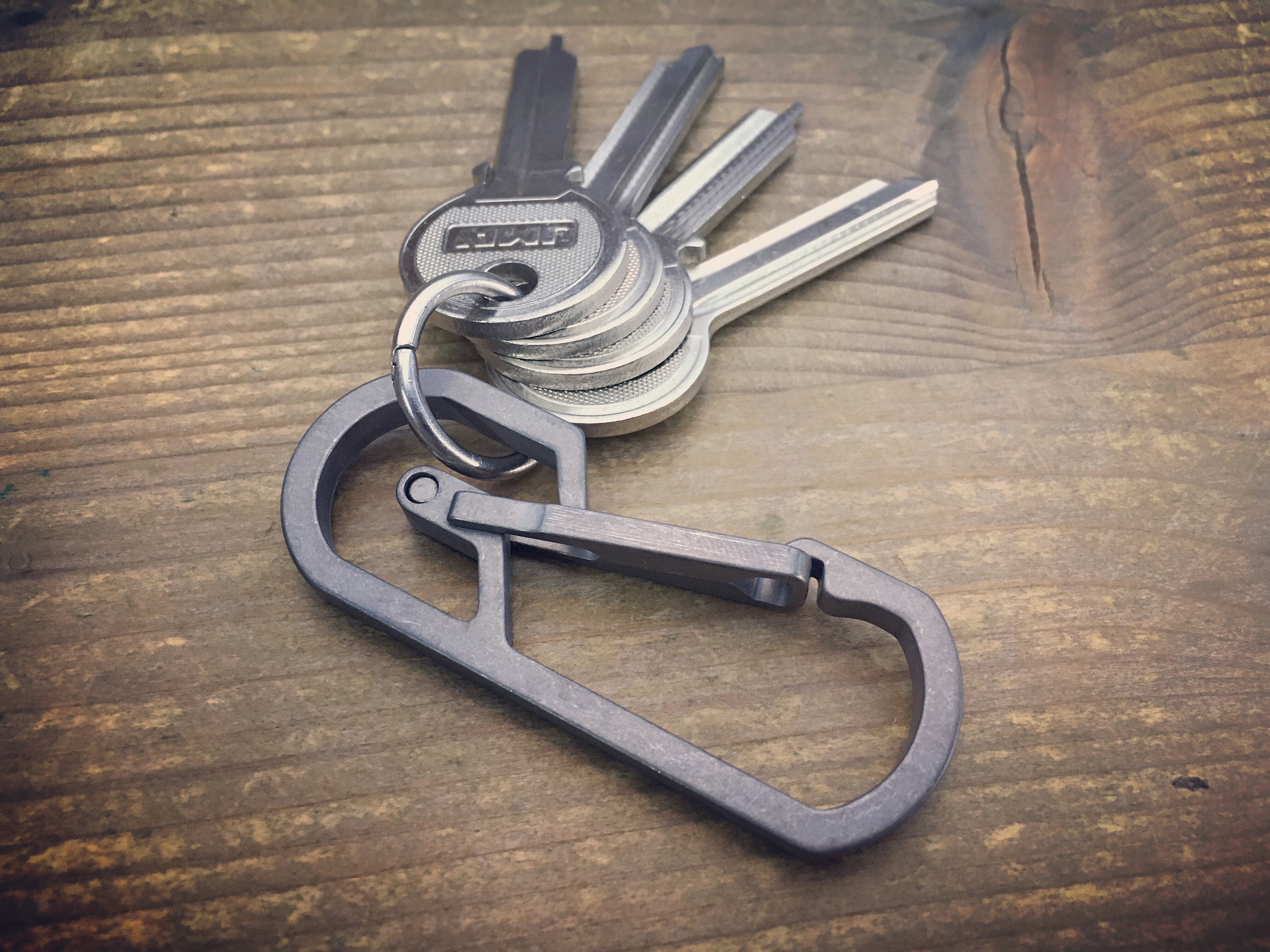 Titanlegierung im Freien Camping Karabiner Schlüsselanhänger F3Z8 D8K0 Titanlegierung im Freien Camping Karabiner Schlüsselanhänger F3Z8 D8K0