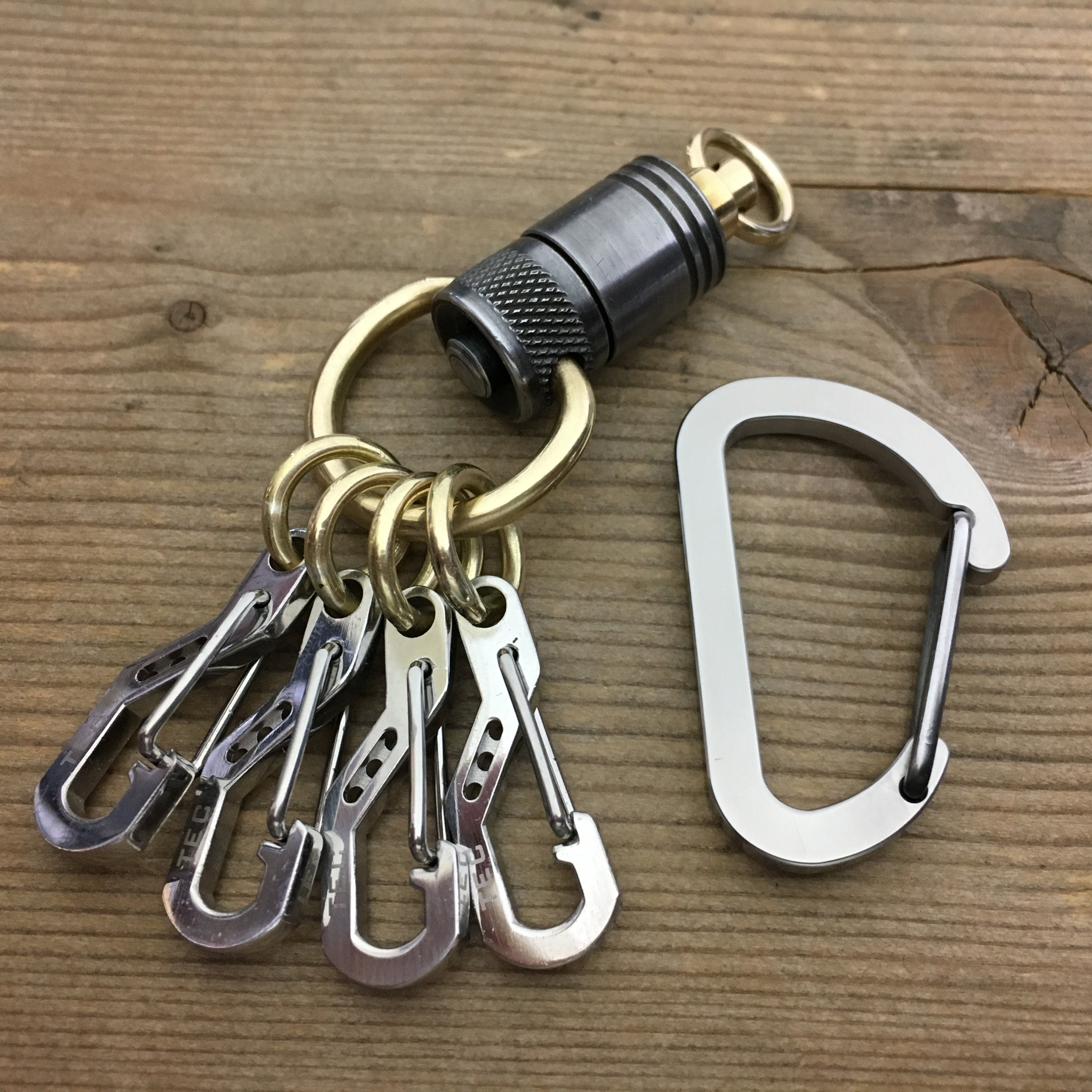 Quick detachable Swivel Connector Keyring