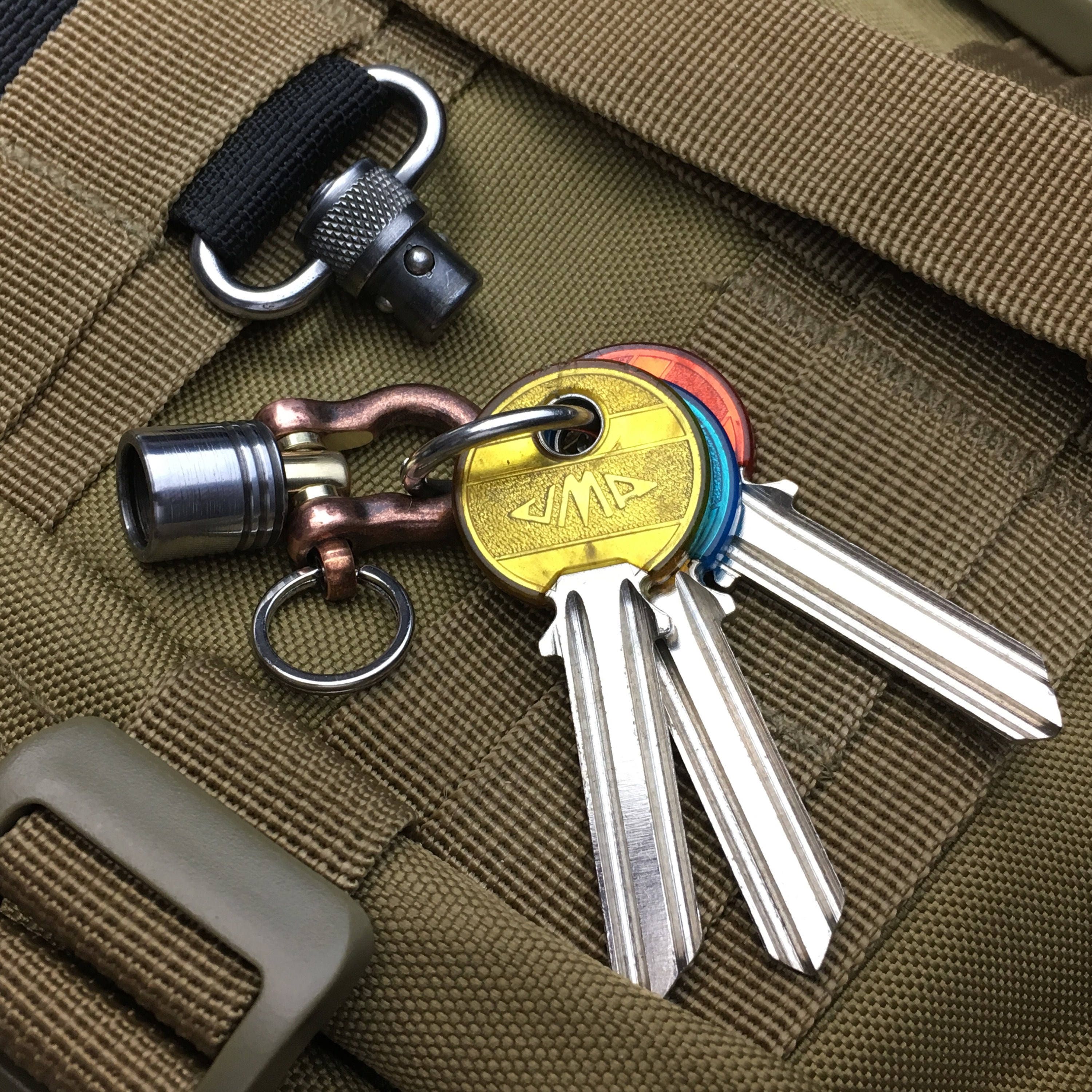 Quick detachable Swivel Connector Keychain