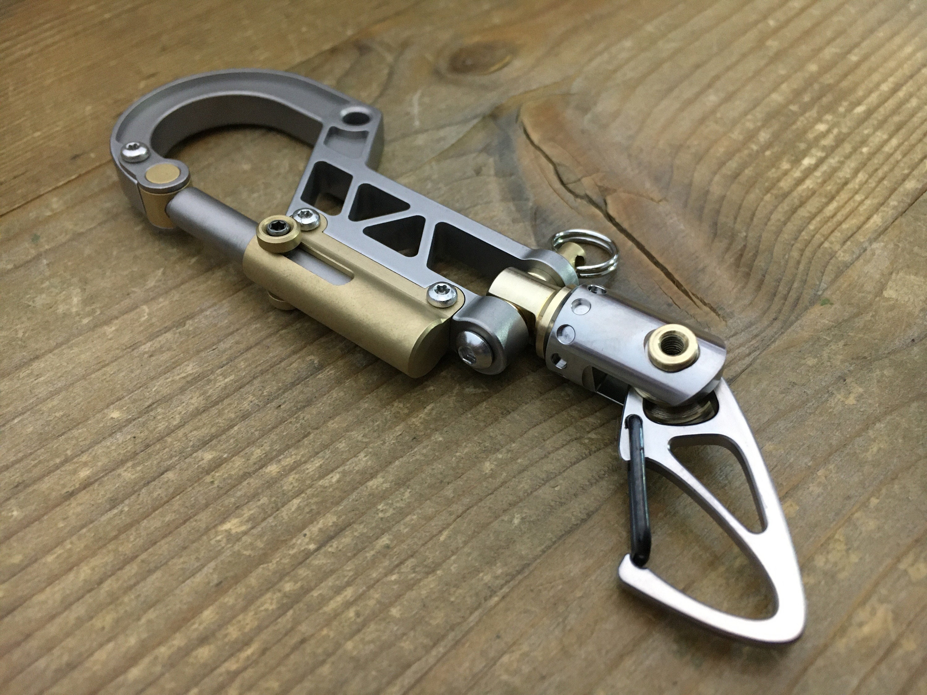 Titanium Bolt Carabiner. Swivel Clip / STD/NAT