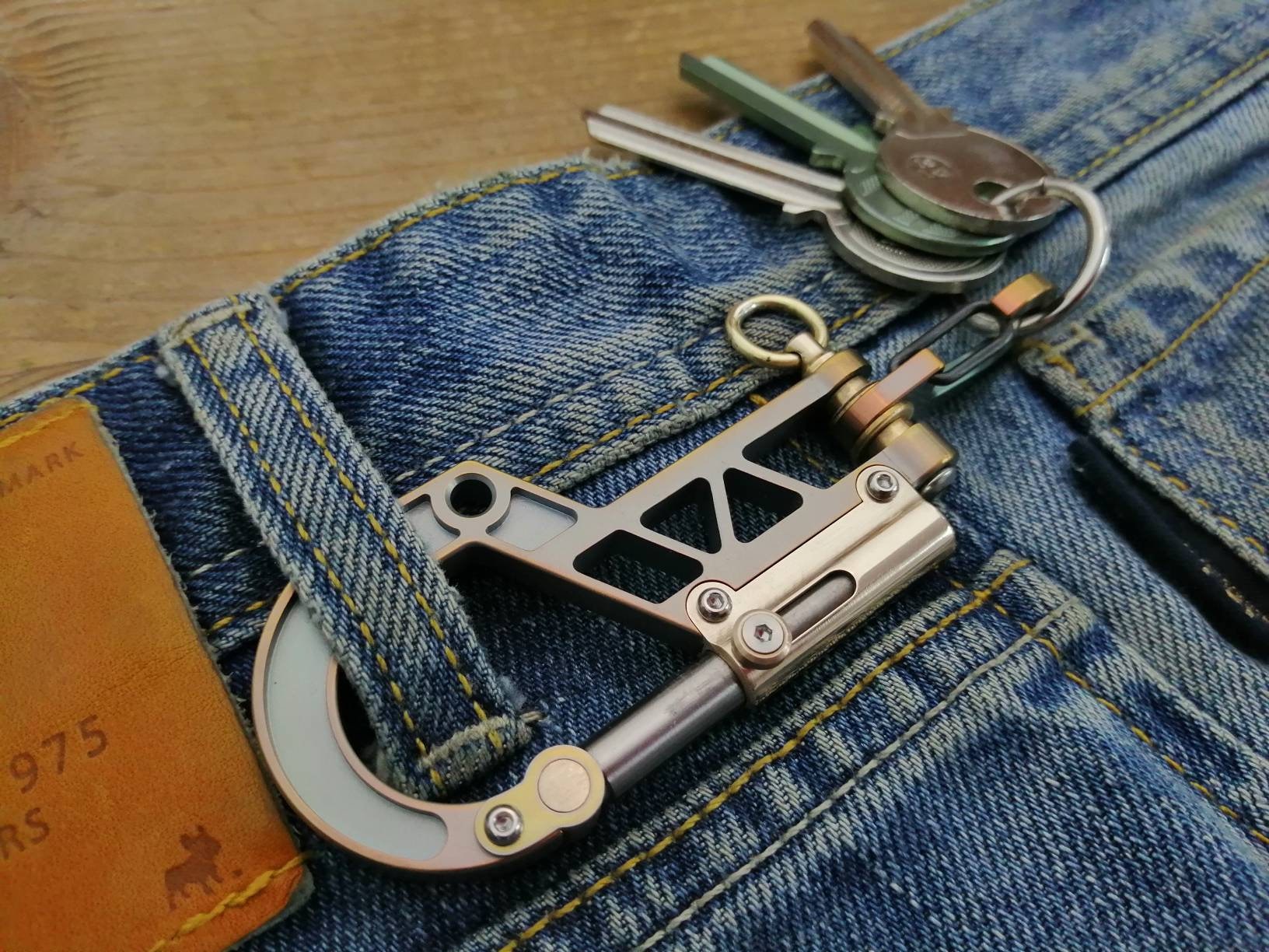 TiBolt Carabiner / Titanium Edc Key Carabiner / Green copper Aged