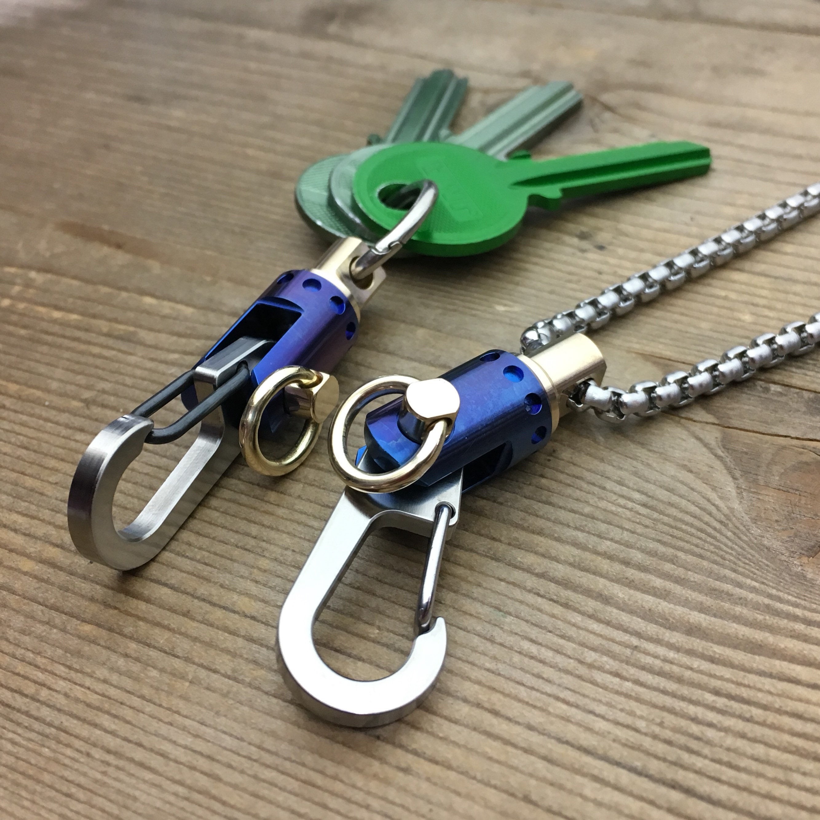 SwivelII Connector Keychain