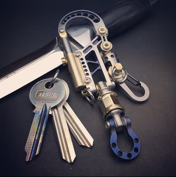 Titanium Keychain Bolt Carabiner-evo / Base 2 Small Titanium