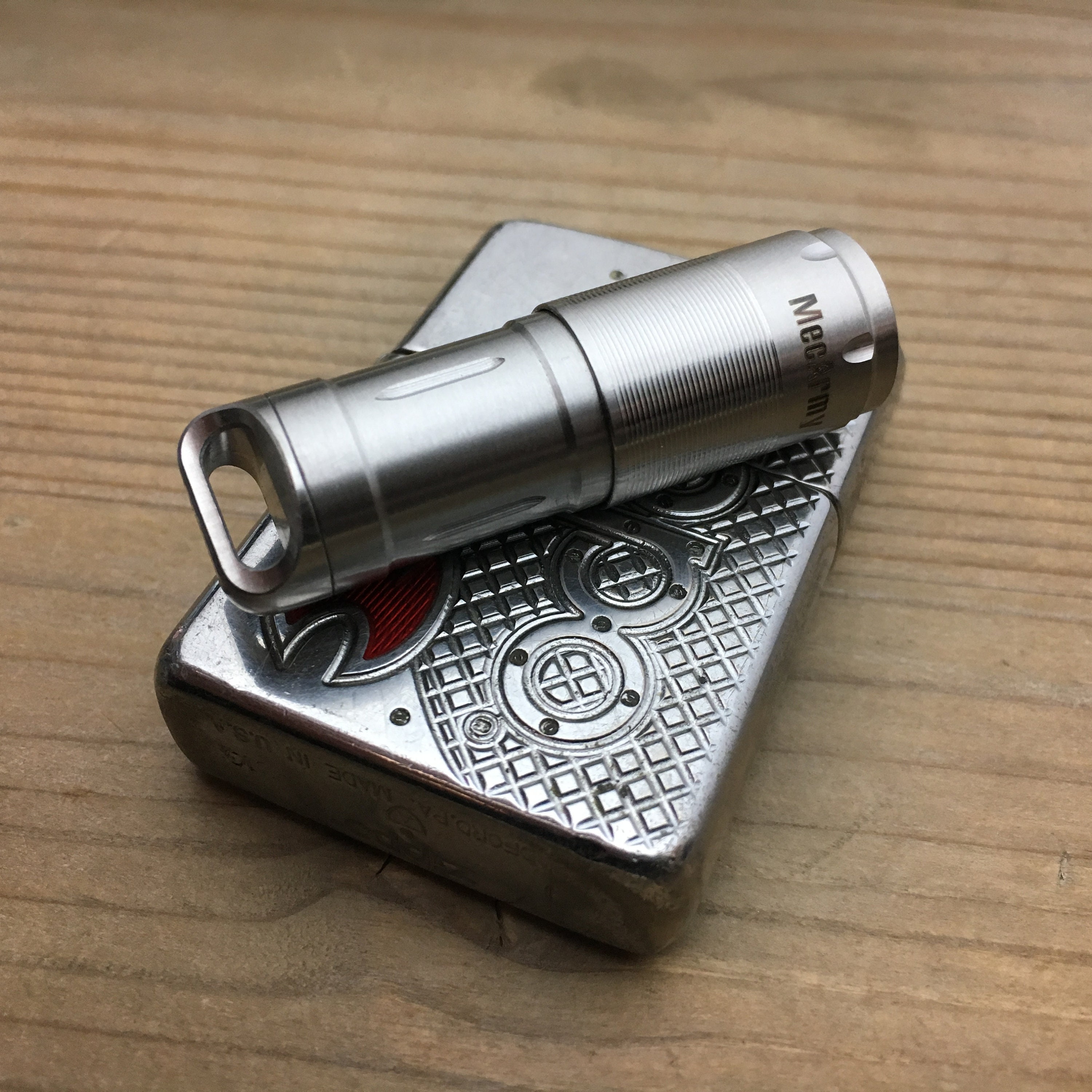 Edc Flashlight Keychain / 130 Lumens / Rechargeable Micro USB