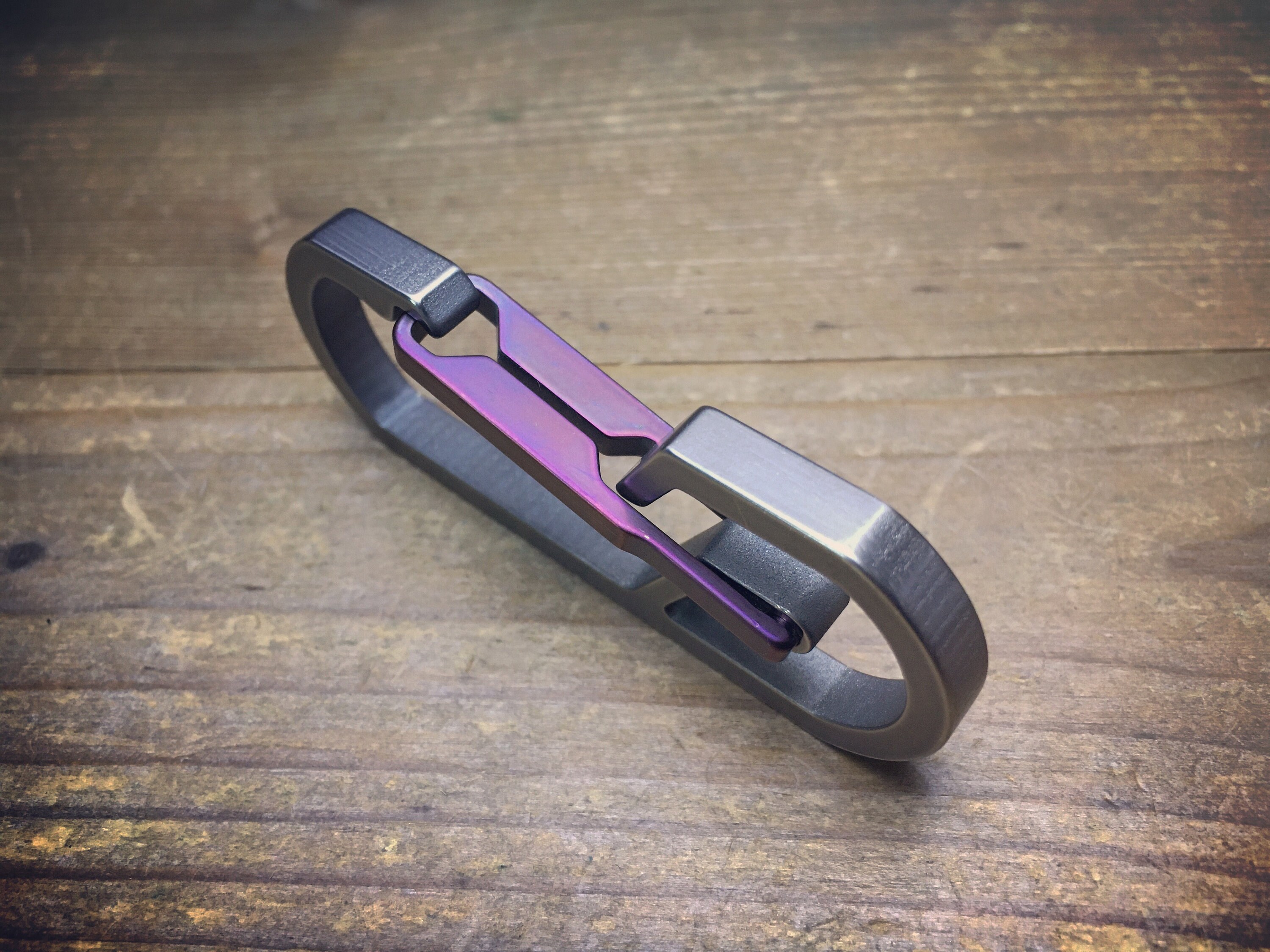 Titanium Edc Carabiner Keychain TypeII / Round Base