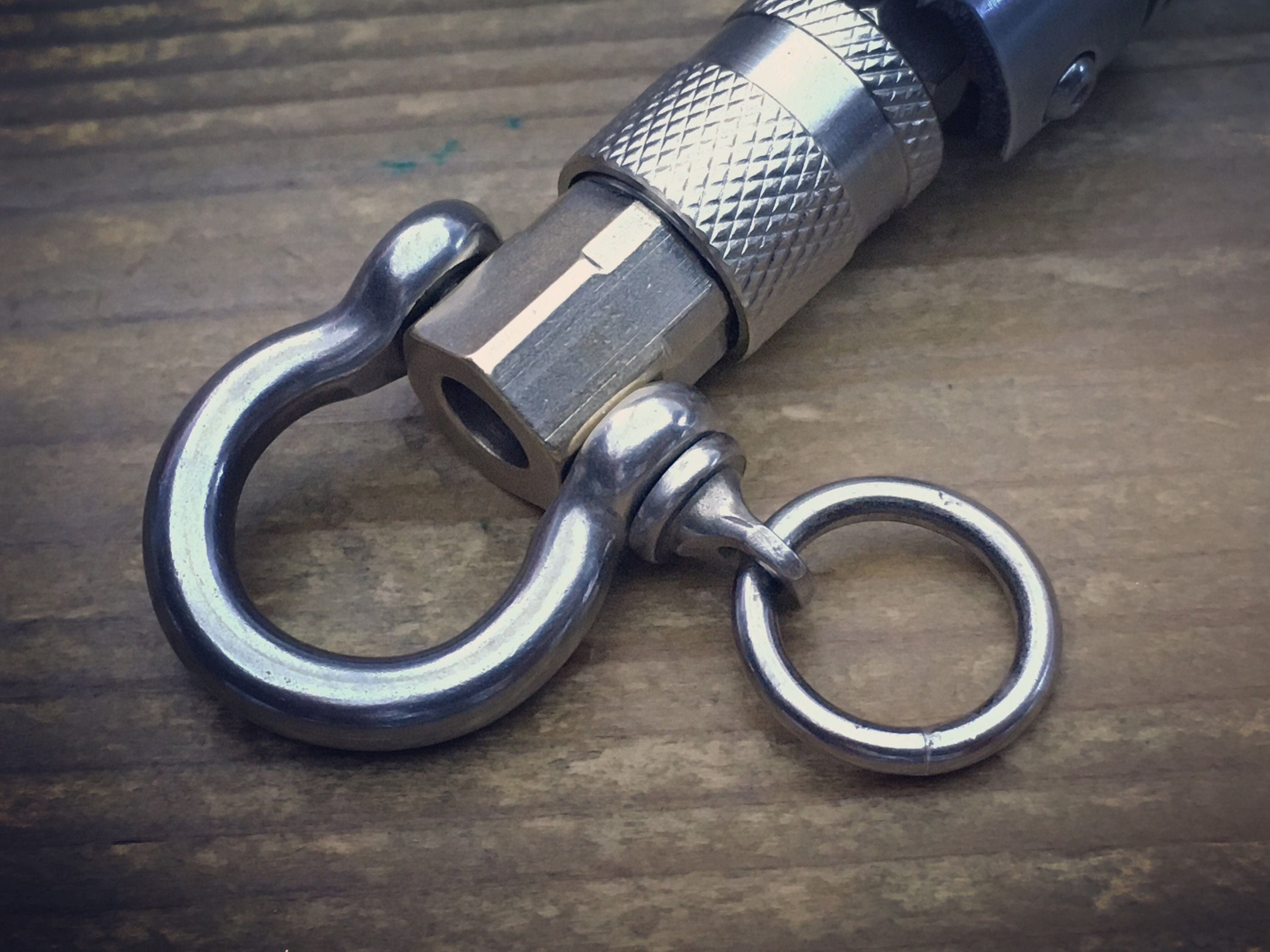 Quick release connector Key chain with Skull Piston Bob / ModA