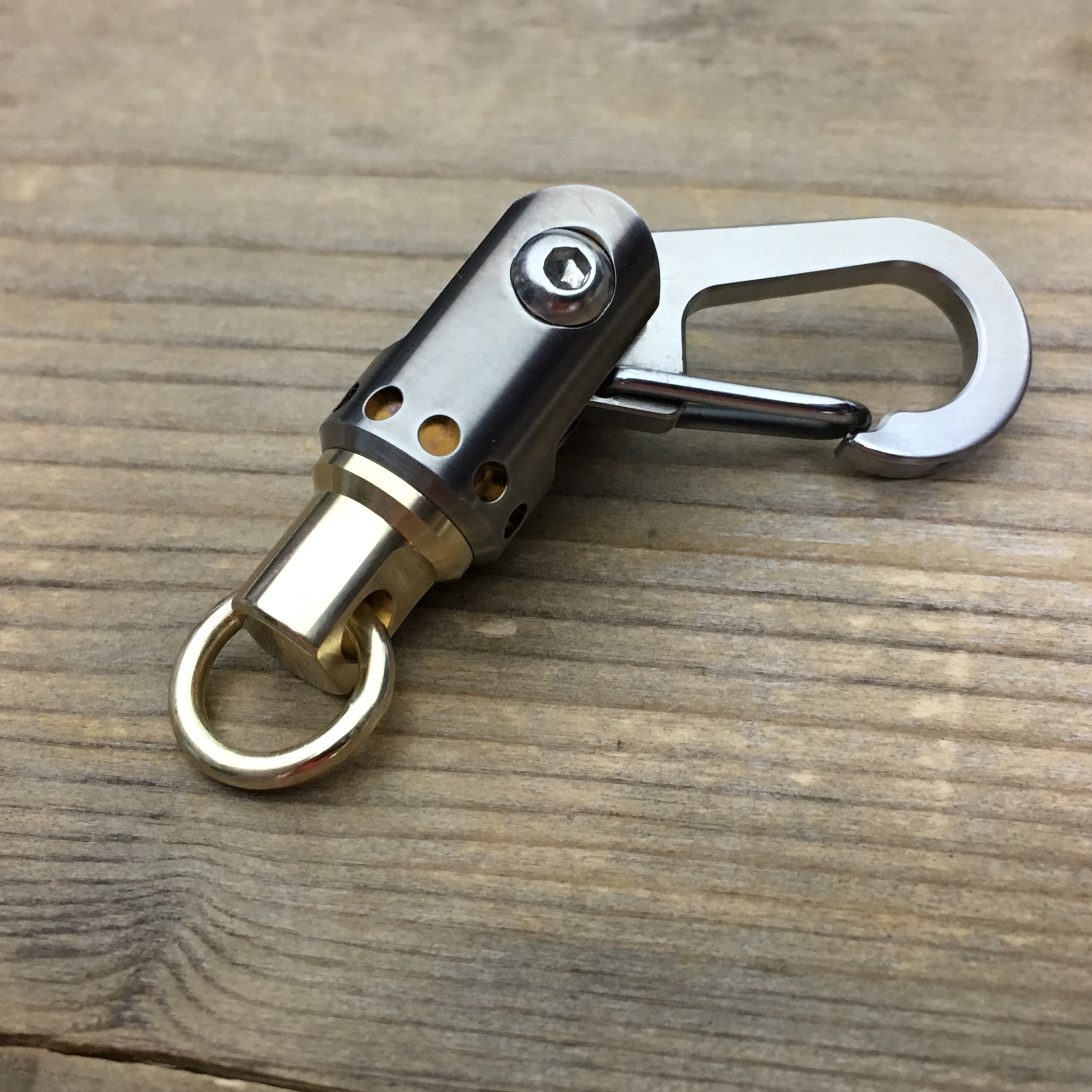 SwivelII Keyring with Standard connection ring
