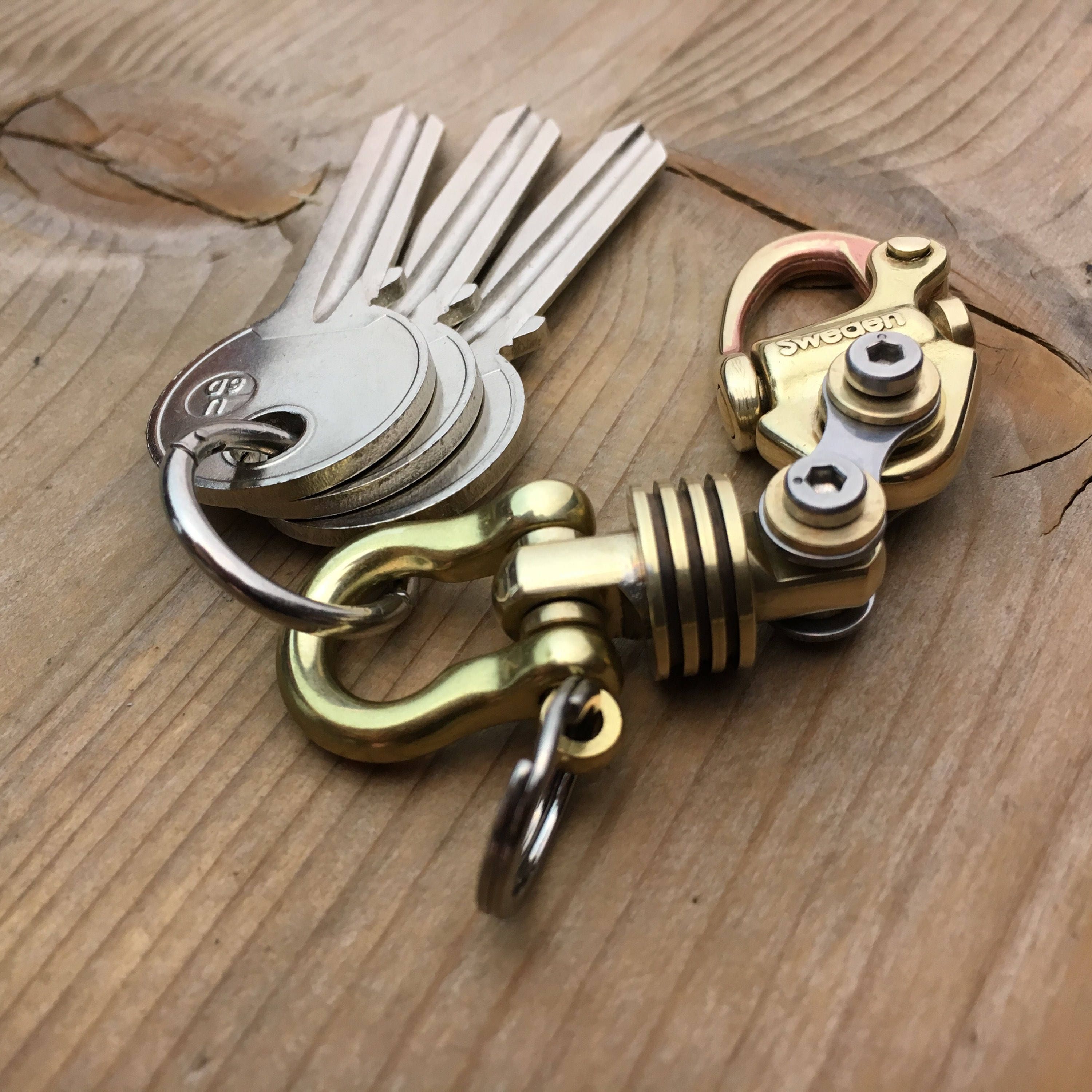OneOff / Sweden Sailor, Bronze Swivel Key Ring