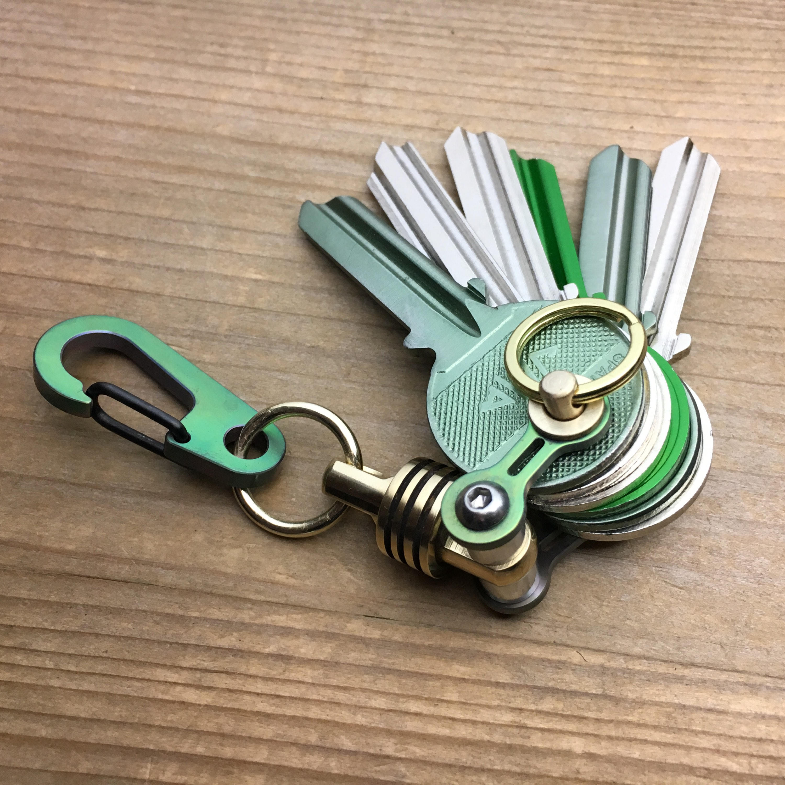 Titanium Biker MTBKeychain1