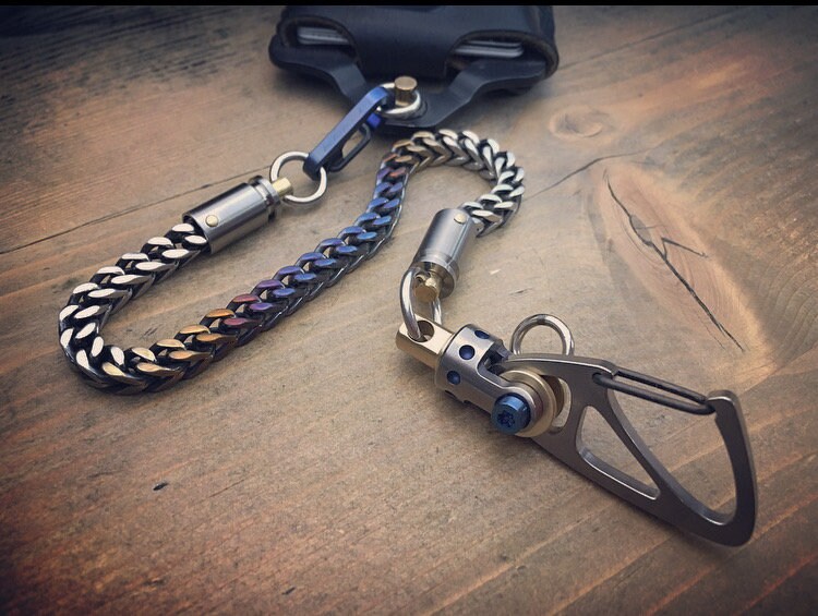 The Mister. TOP WalletCard Holder Chain.