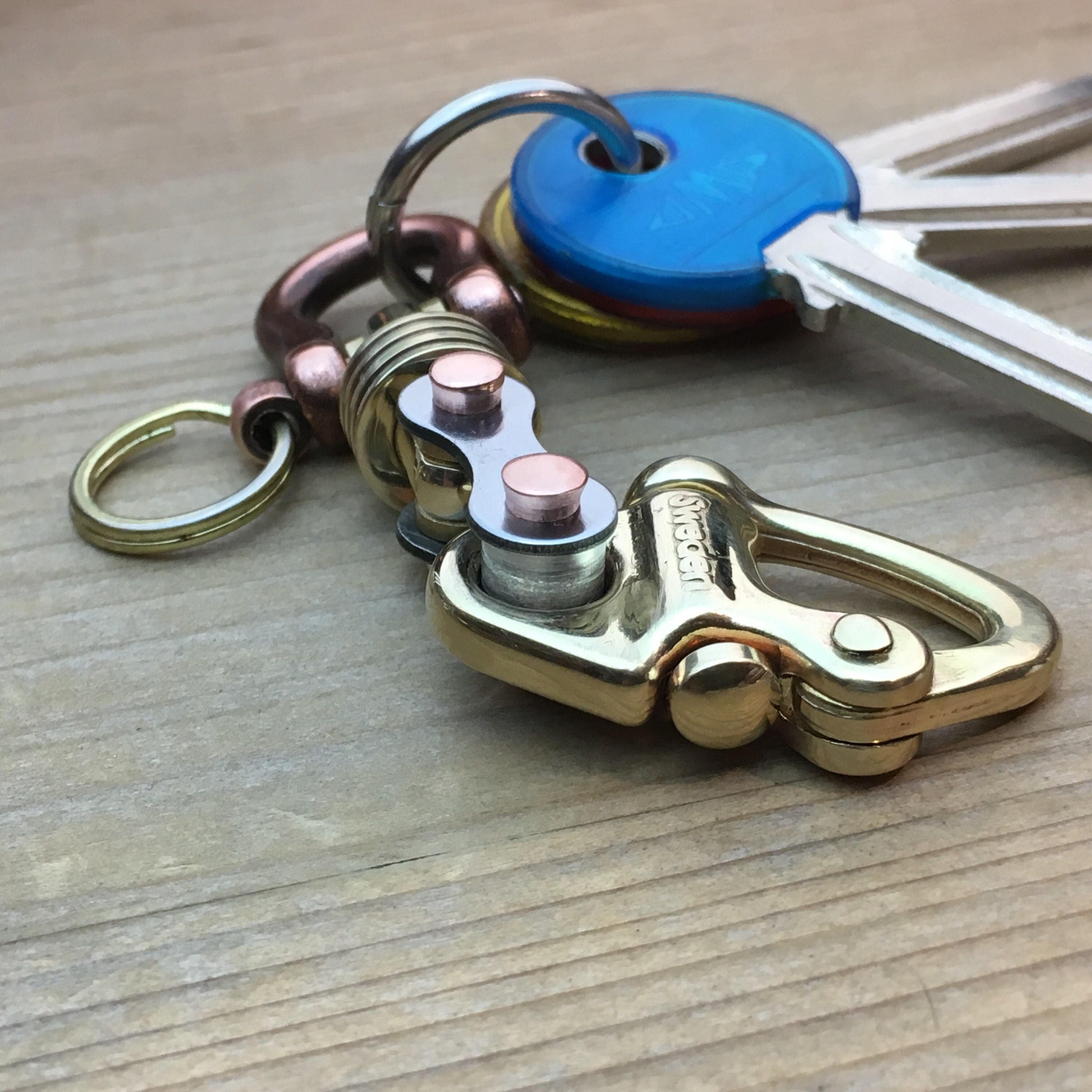 Special / Sweden Bronze Sailor Swivel Key Ring