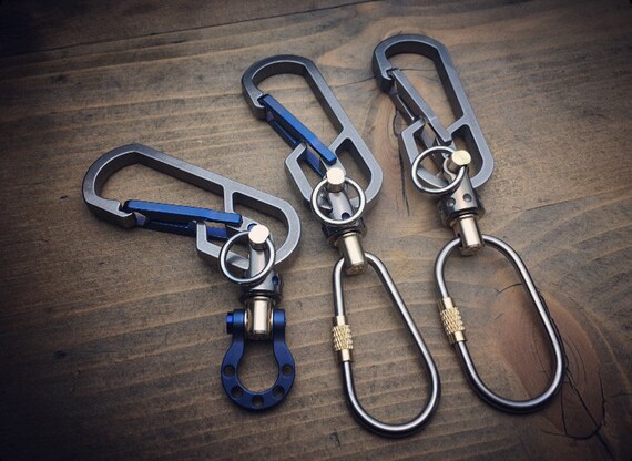 The Sheriff / Titanium Key Carabiner Keychain.