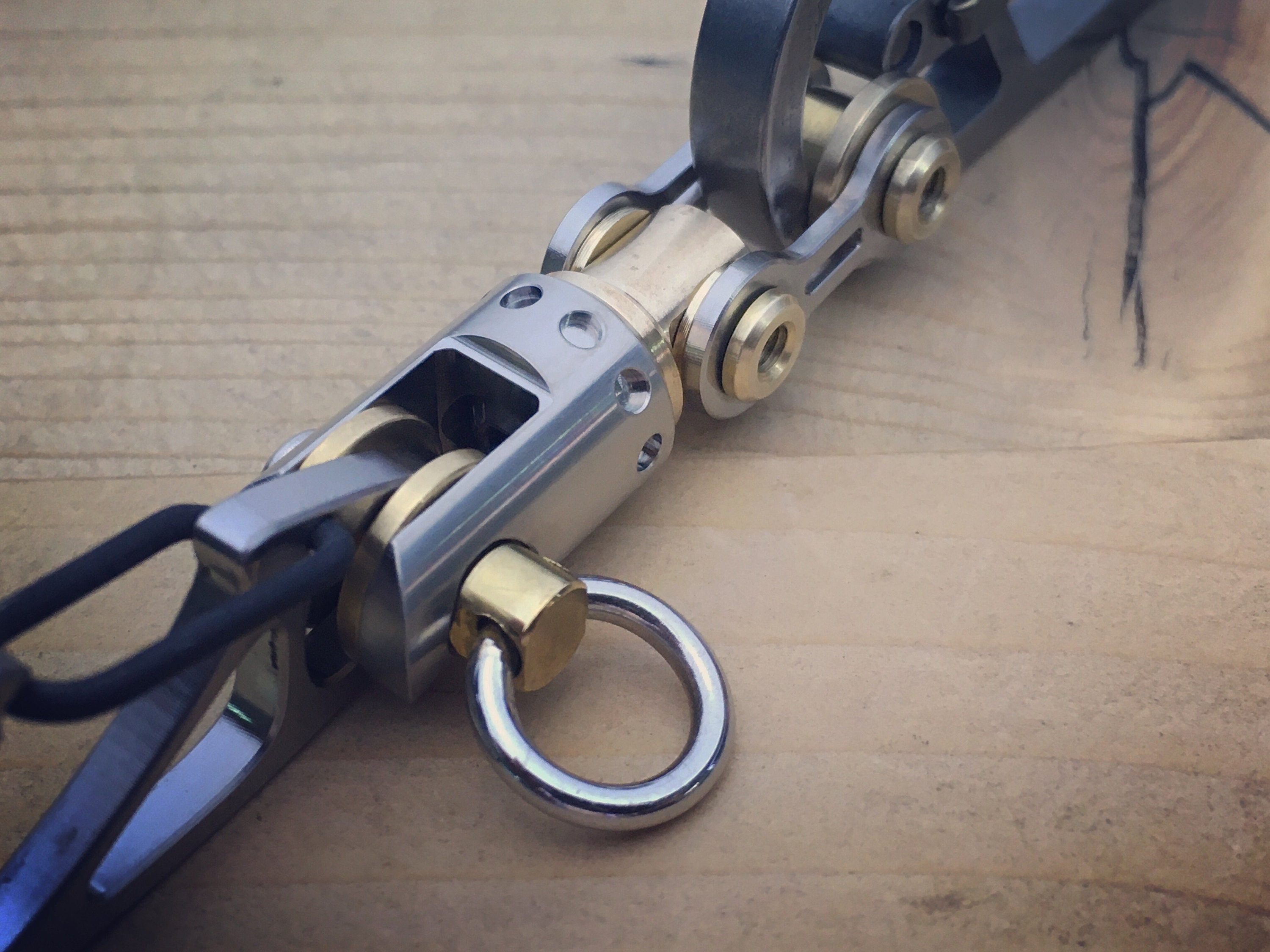 The guide / Titanium Edc Keychain BiCarabiner with swivel Etsy