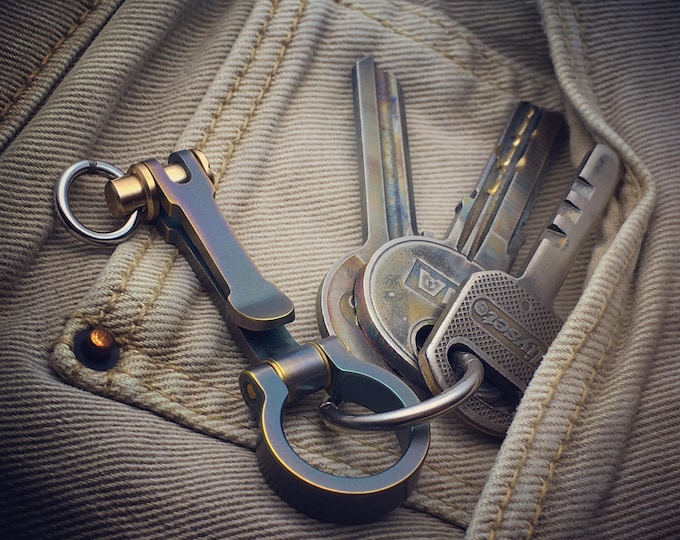 Featured listing image: Pocket keychain suspension clip / Custom version