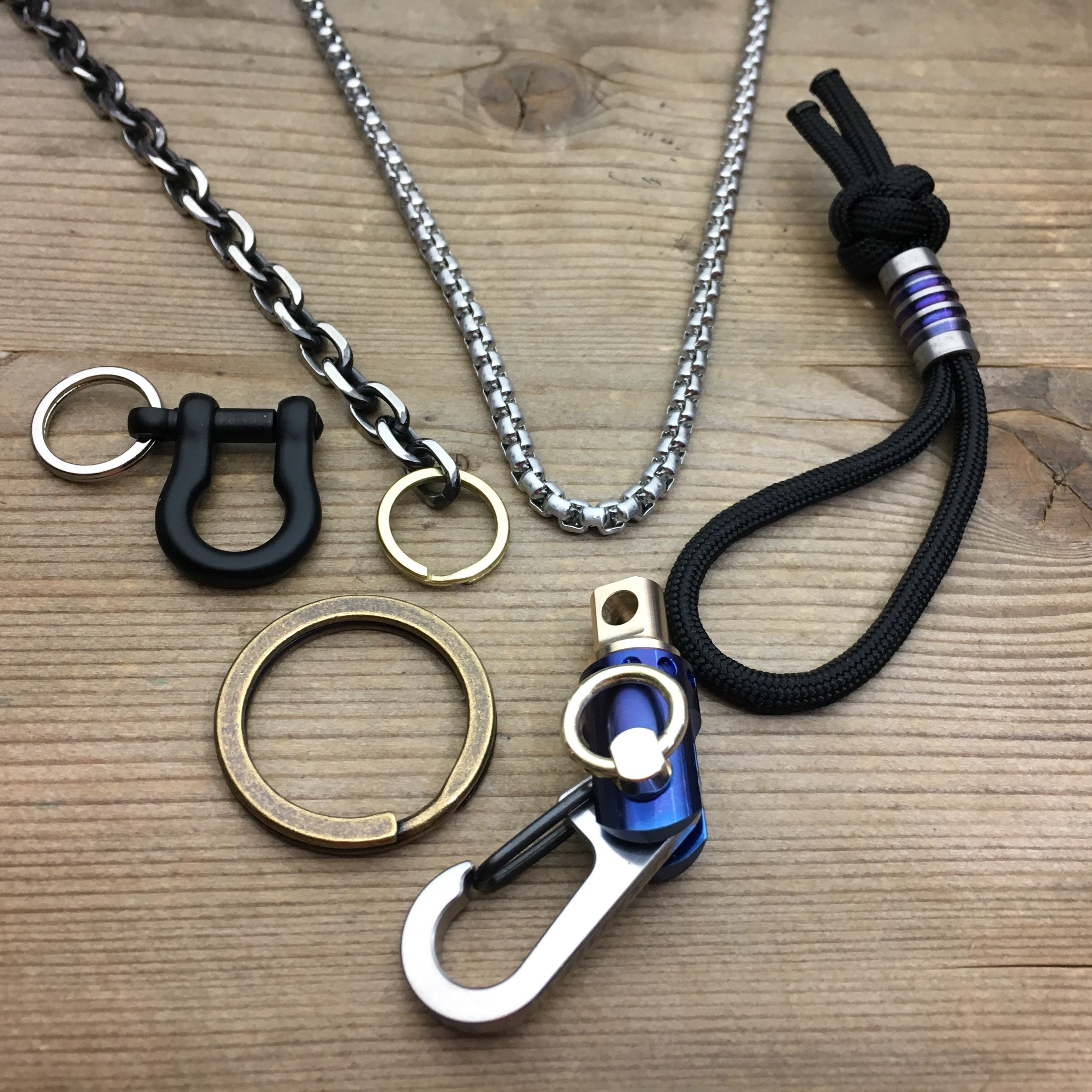 SwivelII Connector Keychain